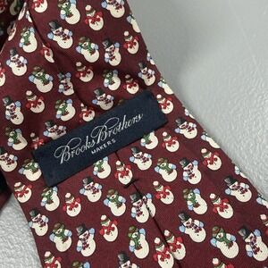 Brooks Brothers Makers Tie Designer Snowman Motif Christmas Silk Red White Green